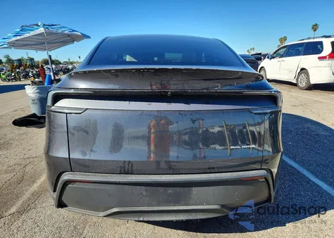 2026 Tesla Model Y z USA, uszkodzony, nr VIN 7SAYGDEE4TF408018